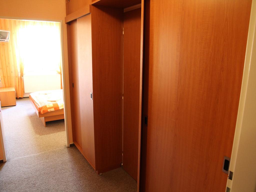 Parkhotel Opava Esterno foto